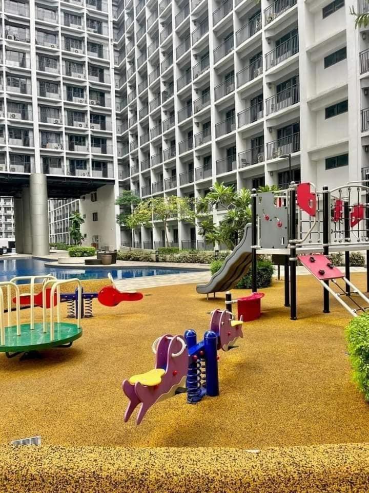 Shore 2 Residences High Speed Internet Walking Distance To Moa And Ikea Manille Extérieur photo